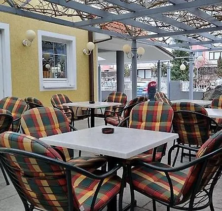 Gostisce Kuzner Pri Makedonki Guest house